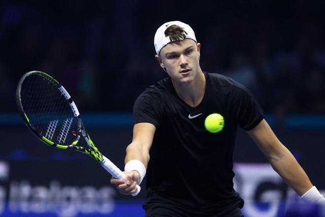 正在谱写职 正在谱写职